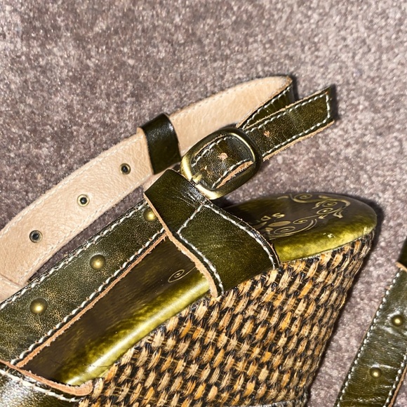 Spring Step Wedge sandals - Picture 5 of 5